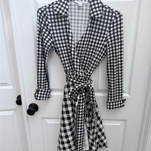 Diane Von Furstenberg Black and White Checkered Long Sleeve Dress